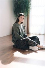 "PRE-ORDER 4/16~"  WOOD-CUT UNBALANCE FLARE SKIRT (Khaki) (6546130501750)