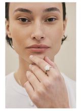 クリスタルハートリング / Crystal Heart Ring (White)