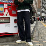 ノンフェードピンタックサンガーデニムパンツ