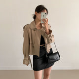 [Bellide made/Modal 37%] Waist-Emphasizing  side shirring U-neck T-shirt