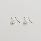 14K ゴールドフィルドホッククリームパールピアス/14K goldfilled hook cream pearl earring (8mm)