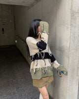 Tassel coloring stripe knit