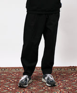 リラックスドテーパードフィットパンツ / RELAXED TAPERED FIT PANTS - BLACK