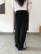 ノイブダブルライントラックインスィジョンストリングツーウェイジョガーパンツ / Nove two-line track incision string two-way jogger pants