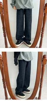 ボアウォッシングブラックブルーデニムパンツ / Boer Washing Black Blue Denim Pants