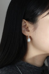 Pin Pearl Earrings