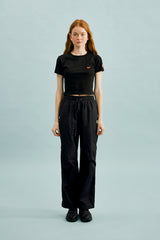 スモールチェリークロップ丈のTシャツ／SMALL CHERRY CROP T-SHIRT [BLACK]