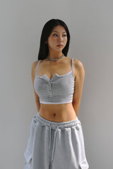 BUTTON CROP SLEEVELESS