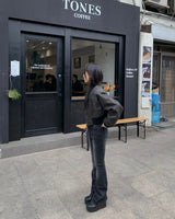 テールブーツカットデニムパンツ