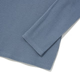 チェリーベーシックタートルネックTシャツ