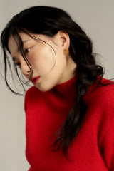 holi short ribbon earring - gold
