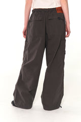 VINTAGE PARACHUTE CARGO PANTS (KHAKI)