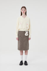 ウィティーバニーVネックスウェットシャツ／WITTY BUNNY V-NECK SWEATSHIRT [CREAM]