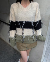 Tassel coloring stripe knit