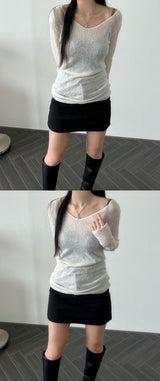 vネックtシャツ
