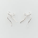 [925 SILVER] ネイチャーリボンピアス