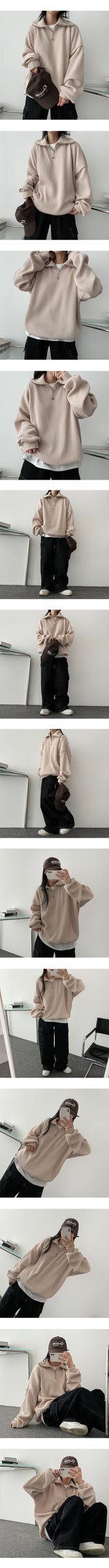 Rishi Boxy Ribbed Zip-Up Sweatshirt