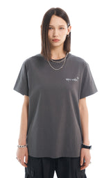スローガンTシャツ