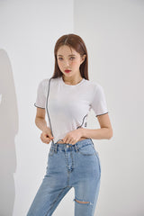 VVアンスポークン クロップTシャツ/VV Unspoken Crop tee