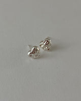[92.5silver] crump heart earrings (medium)