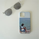 リーディングオンザビーチiPhoneケース/Reading on the beach (Matt)