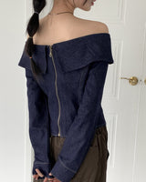 デニムバックジッパーステッチオフショルダークロップド長袖Tシャツ / denim back zipper stitch off-shoulder cropped long-sleeved T-shirt