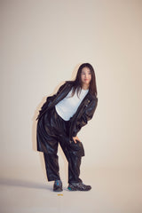 バンディングハーフカットロングパンツ_フェイクレザーbk