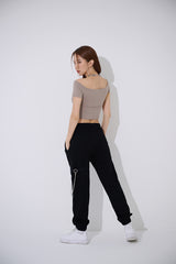 プレーン オフショルダー クロップ Tシャツ / TOP(9393) Plain Off Shoulder Crop Tee