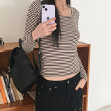 Liren ストライプ スリム フィット ラウンド クロップ ロング スリーブ T シャツ