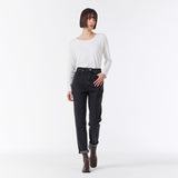 Womans Signature Stud Tapered Crop Fit Denim Pants Black