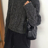 Jirun Twisted Turtleneck Polar Long Sleeve Knit