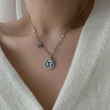 ダブルバタフライヘキサゴンネックレス/nvv Double Butterfly Hexagon Necklace