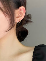 ライオントゥチェーンピアス