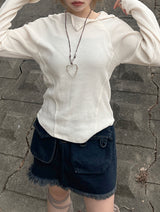 ワッフルカットアウトダイアゴナルニットフード / Waffle cut diagonal knit hood