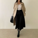 [Bellide made/Modal 37%] Waist-Emphasizing  side shirring U-neck T-shirt