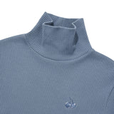 チェリーベーシックタートルネックTシャツ