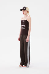 チェリートムボーイグラフィックノースリーブ / CHERRY TOMBOY GRAPHIC SLEEVELESS [BROWN]