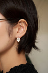 ダングルハートピアス