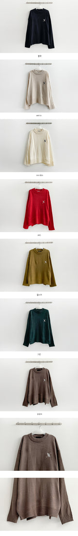 WU embroidered round knitwear