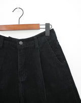ブラックコーデュロイファイブピースショーツ / Black corduroy five-piece shorts