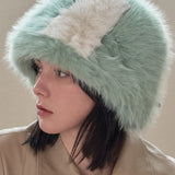 VA Square Longlabel Twotone Eco Fur Bucket Hat / Green