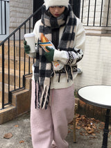 Coing brush check long muffler scarf