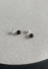 スモーキークオーツボールピアス