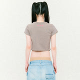 シンボルスカーフクロップド半袖Tシャツ