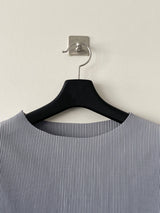 Pleats T-shirts