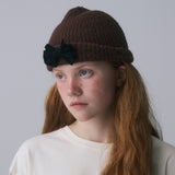 FLUFFY RIBBON BEANIE, BROWN