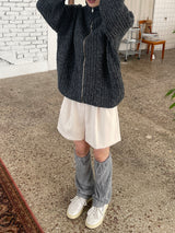 Mutual twist zip up knit 