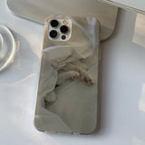 Don't look - It's dangerous outside the blanket Phone Case Bead Tok Set 