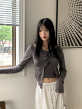 ケイタオールインワンホルターアイレットクロップド長袖Tシャツ / Keita all-in-one halter eyelet cropped long-sleeved T-shirt