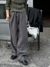 Minimal wide banding slacks